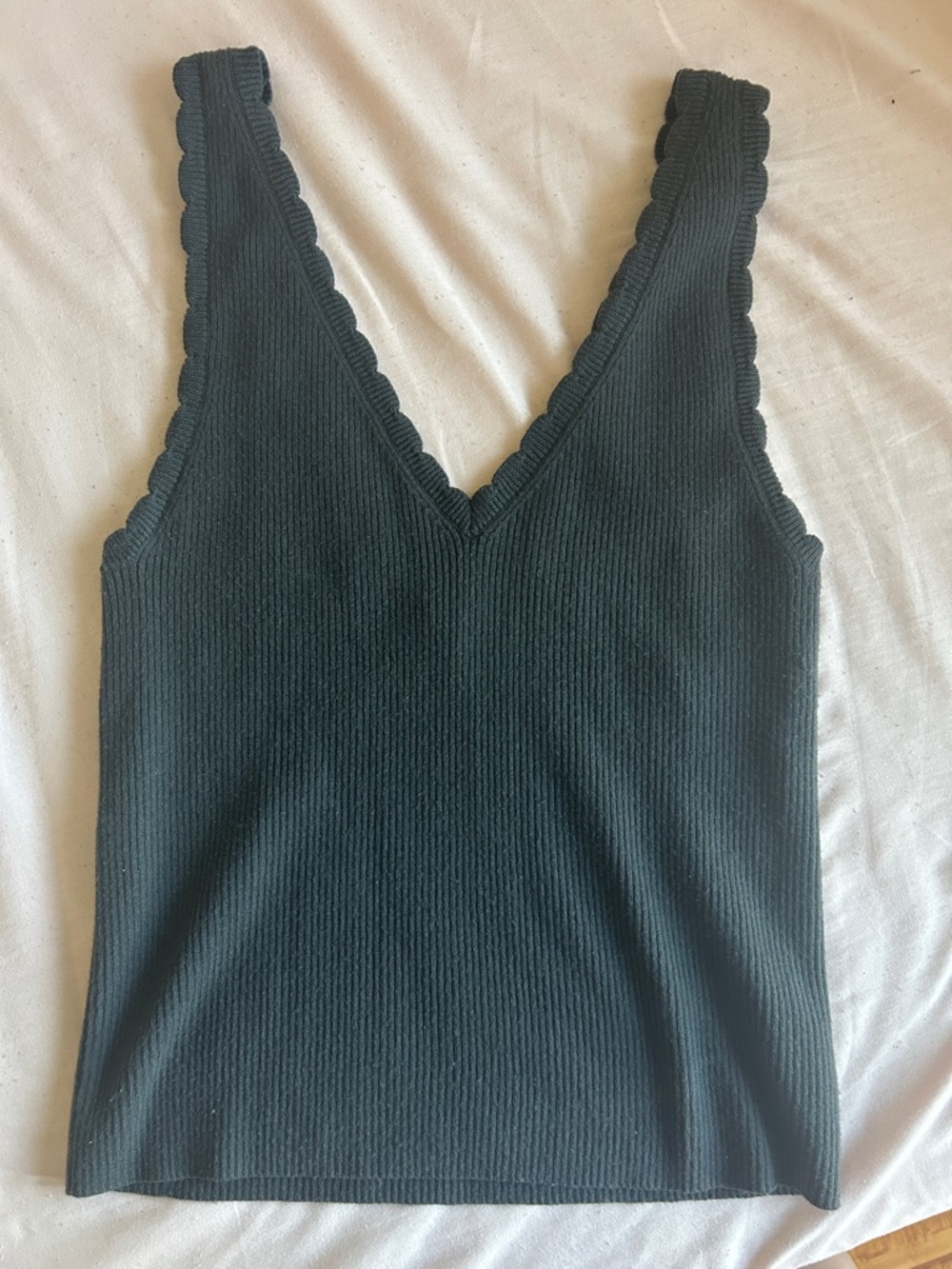 aerie Black Ribbed Scallop V-Neck Tank